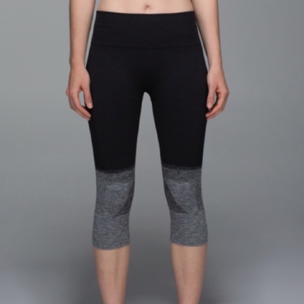 Lululemon Athletica seamlessly  croc legging sz 6 nwot